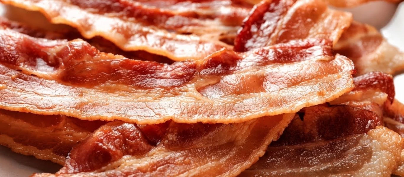 Δείτε τι μπορεί να πάθετε από την κατανάλωση μπέικον